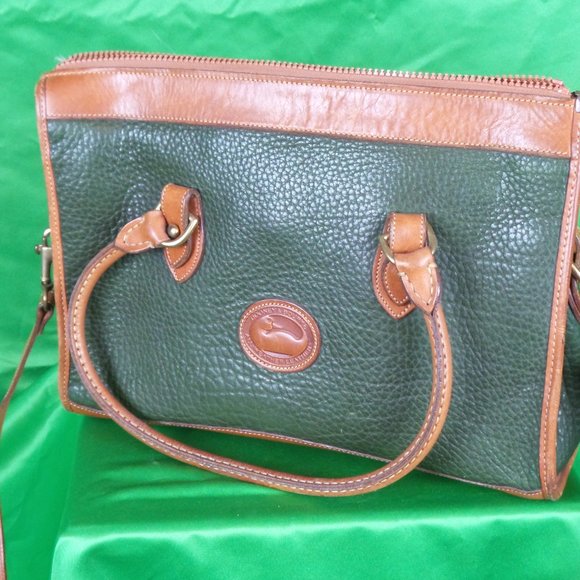 Authentic Vintage Dooney & Bourke handbag - Picture 1 of 14